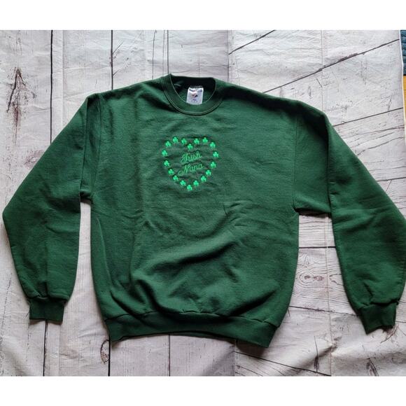 Irish Nana Shamrock Heart Embroidered Green Sweatshirt Jerzees Size M St Patrick - Picture 1 of 7